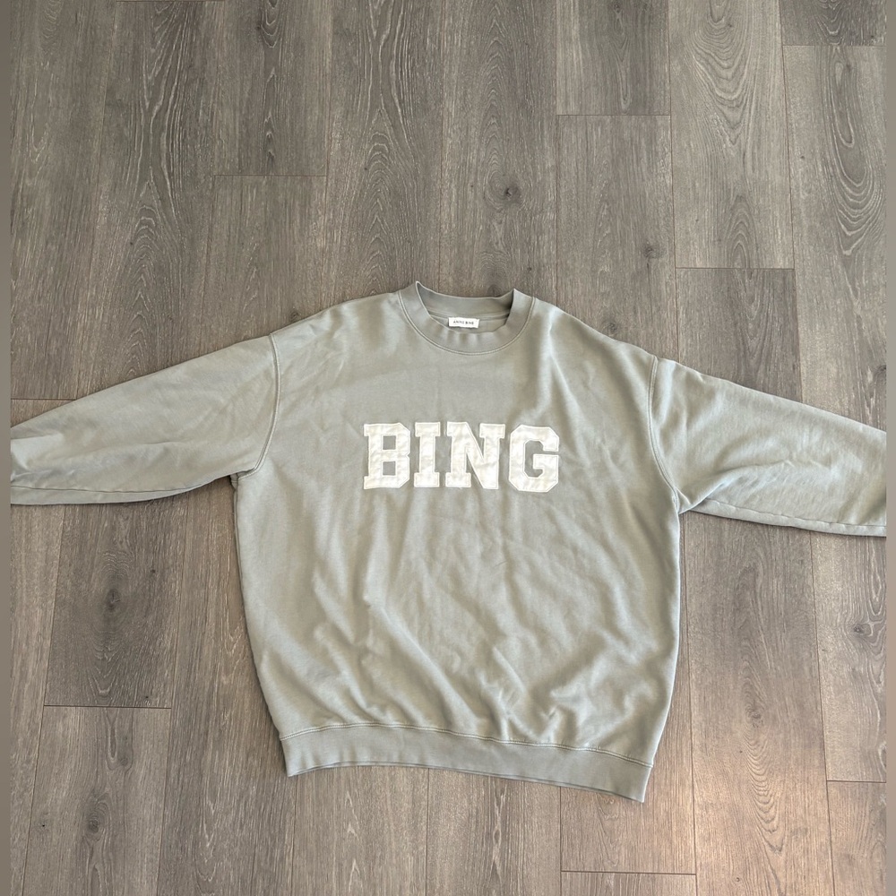 Tyler Sweatshirt Satin Bing - Sage Green
